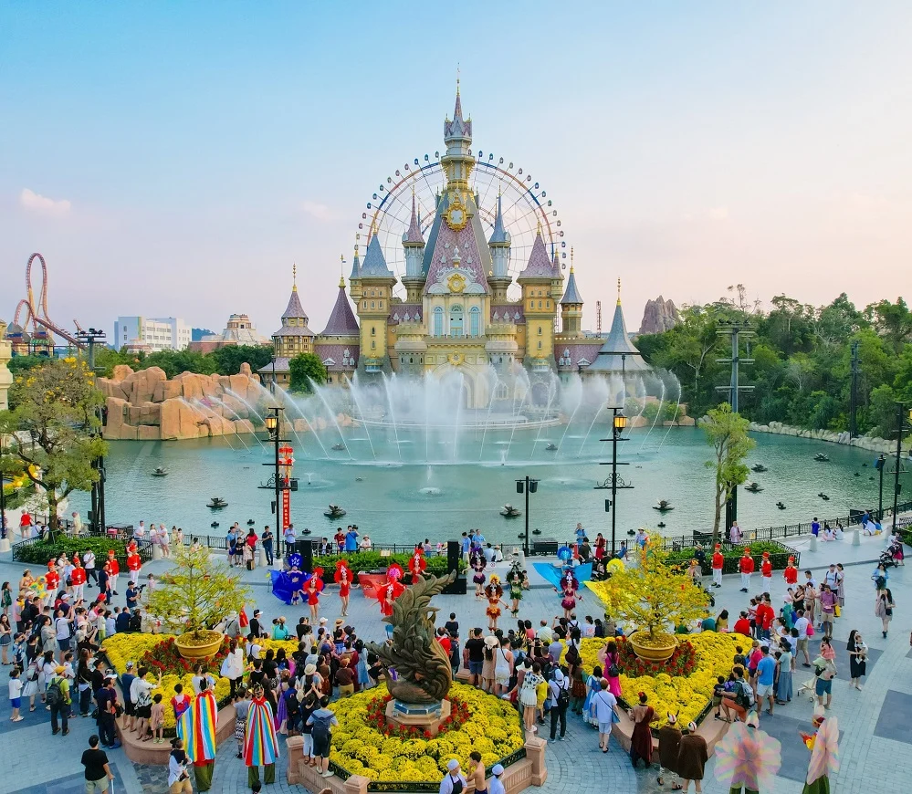 Quảng trường và lâu đài VinWonders Phú Quốc